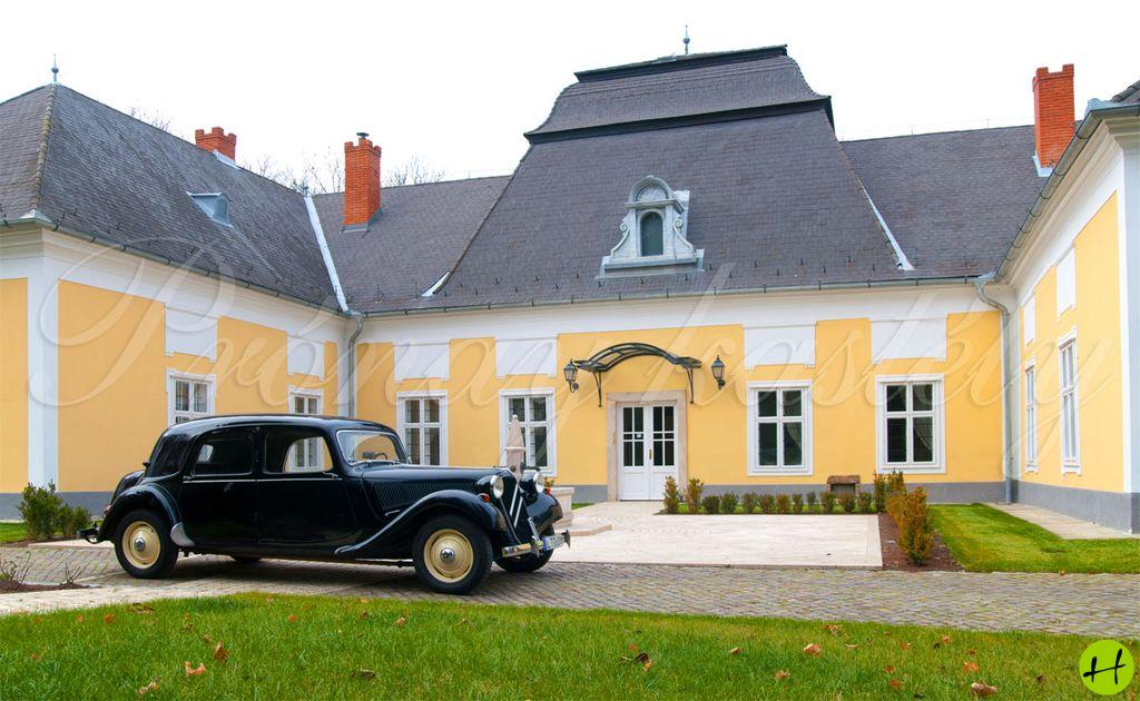 1011_pronay_kastely_01_nagykastely