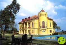 Almásy Kastélyhotel