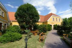 Gastland - M0 Hotel***