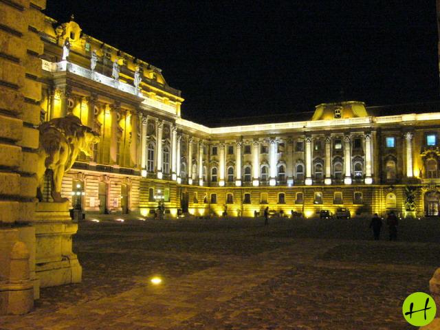 846_oroszlanos_udva_budavari_palota_1