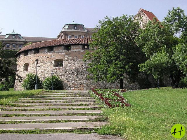 853_nagy_rondella_budavari_palota_1
