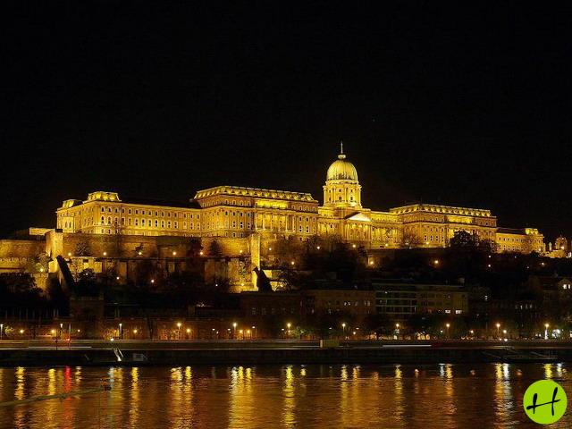 855_ellyps_setany_budai_var