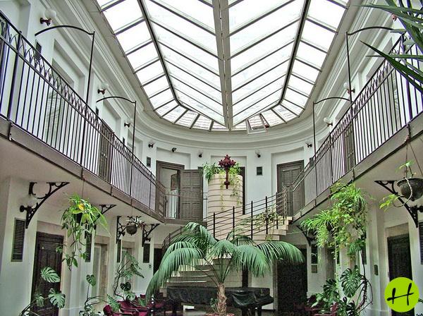 898_selyemgombolyito_atrium_kisebb